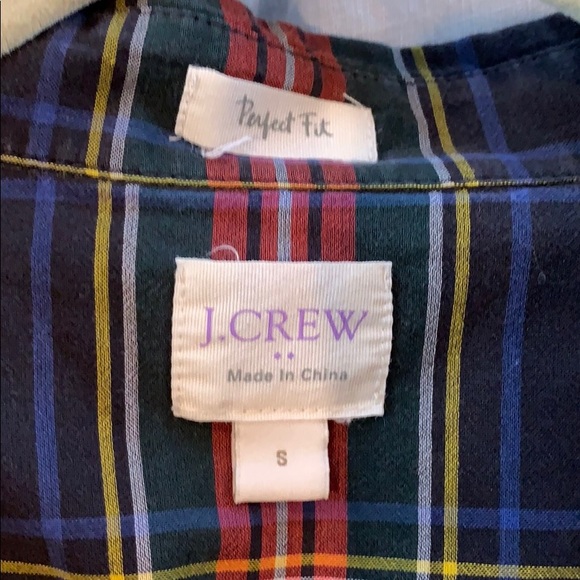 JCrew button down. Size 2 - Picture 3 of 5